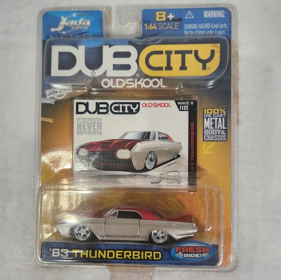 Red 61 Cadillac and Silver & Red 63 Thunderbird Die-Cast Toy Cars Set - Picture 5 of 5